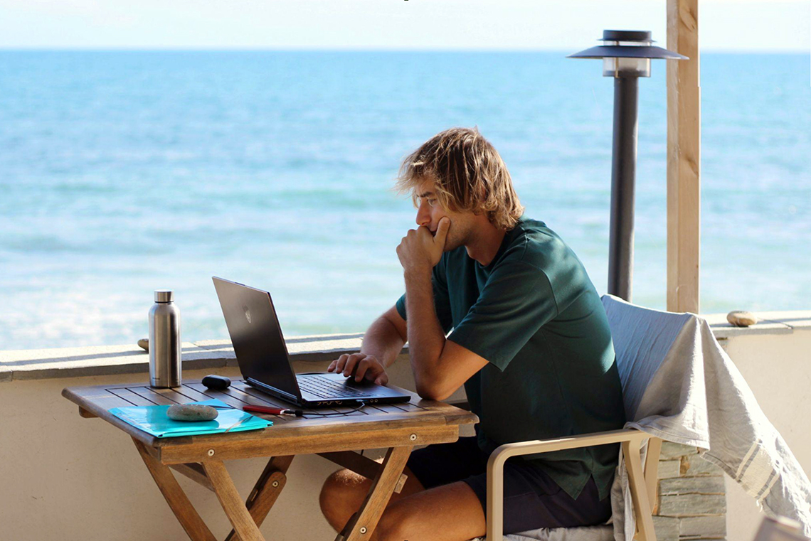 Sei un nomade digitale: vieni a telelavorare in Corsica